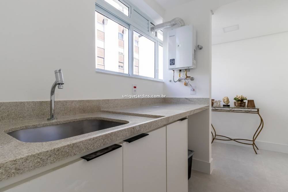 Apartamento à venda na Rua Haddock LoboJardim América - 999-apartamento-jardim-america-sao-paulo-131448-3.jpg