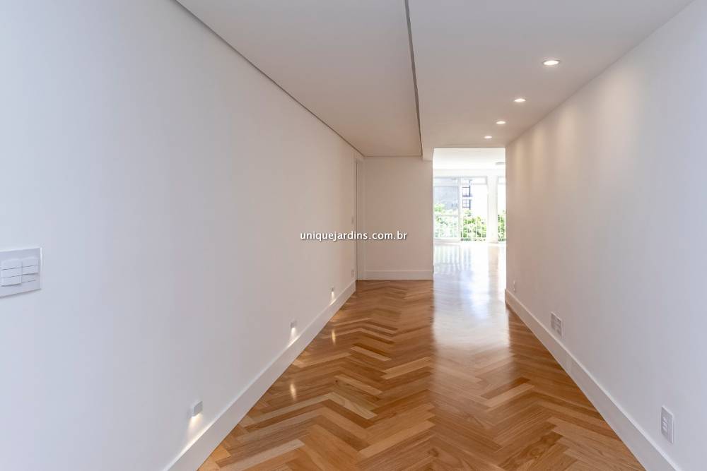 Apartamento à venda na Rua Haddock LoboJardim América - apartamento-jardim-america-sao-paulo-131357-4.jpg