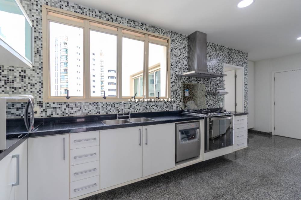 Apartamento à venda na Rua Álvaro Luís Roberto de AssumpçãoCampo Belo - 999-apartamento-campo-belo-sao-paulo-153644-1.jpg