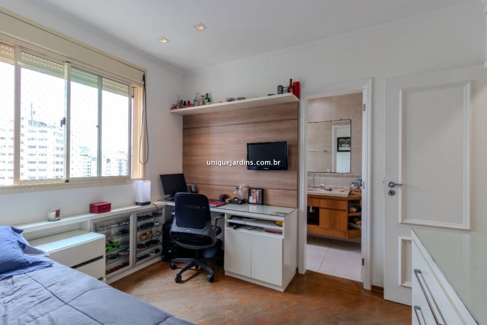 Apartamento à venda na Rua Álvaro Luís Roberto de AssumpçãoCampo Belo - 999-apartamento-campo-belo-sao-paulo-153644-2.jpg