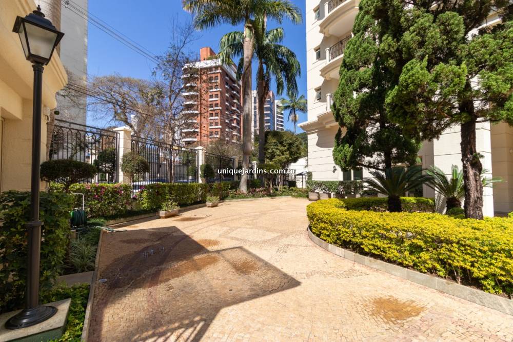 Apartamento à venda na Rua Álvaro Luís Roberto de AssumpçãoCampo Belo - 999-apartamento-campo-belo-sao-paulo-153957-1.jpg