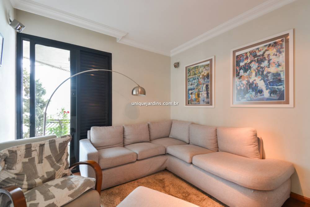 Apartamento à venda na Avenida ChibarásMoema - 999-apartamento-moema-sao-paulo-114714-12.jpg