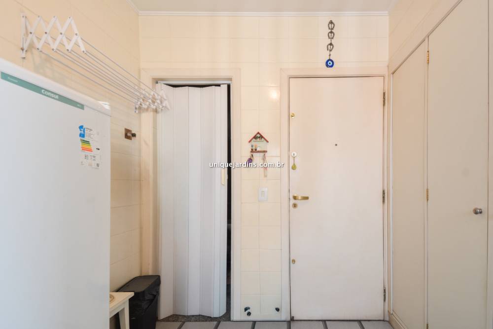 Apartamento à venda na Avenida ChibarásMoema - 999-apartamento-moema-sao-paulo-114714-18.jpg