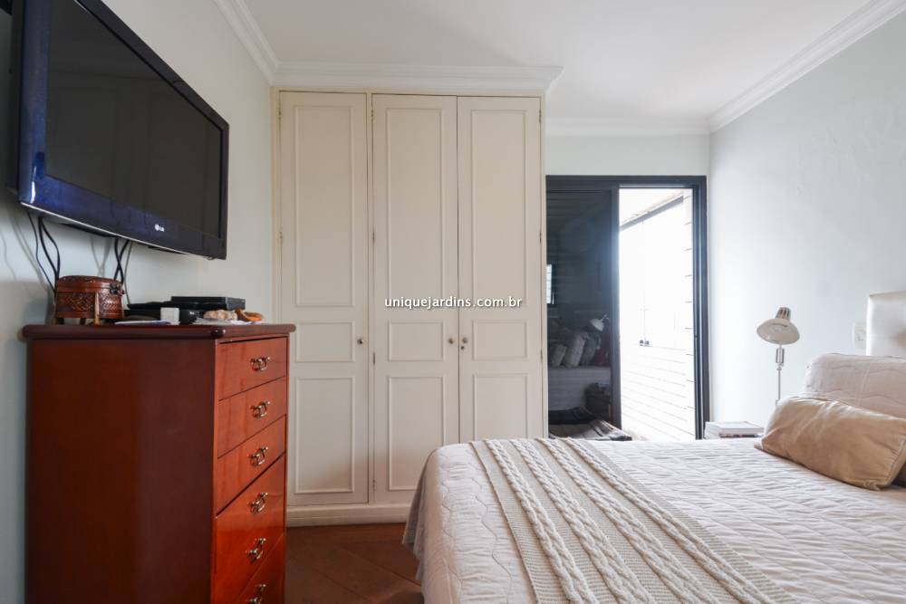 Apartamento à venda na Avenida ChibarásMoema - 999-apartamento-moema-sao-paulo-114714-19.jpg