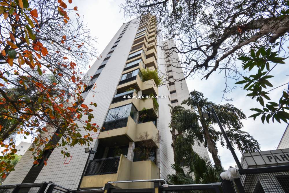 Apartamento à venda na Avenida ChibarásMoema - 999-apartamento-moema-sao-paulo-114955-0.jpg