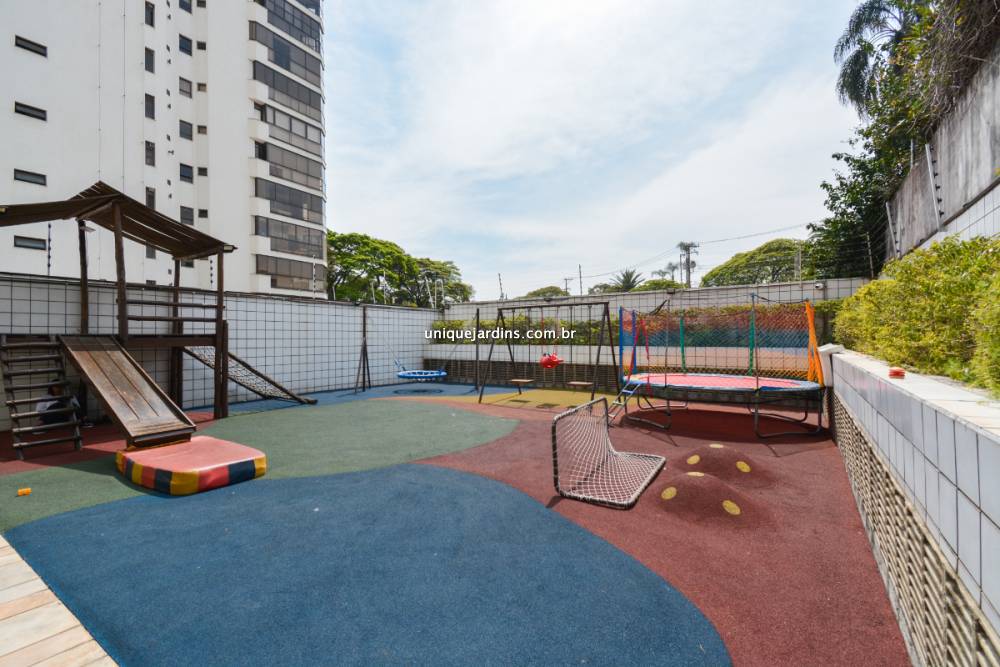 Apartamento à venda na Avenida ChibarásMoema - 999-apartamento-moema-sao-paulo-114956-6.jpg