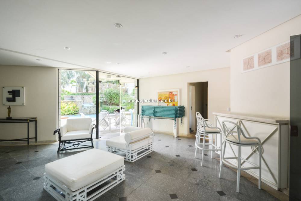 Apartamento à venda na Avenida ChibarásMoema - 999-apartamento-moema-sao-paulo-114957-18.jpg