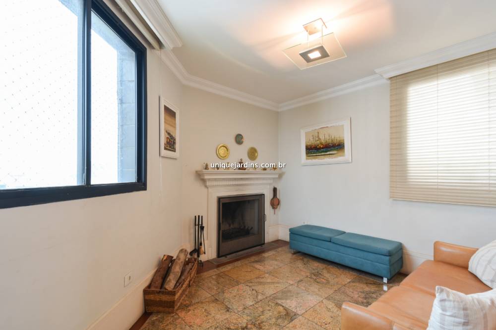 Apartamento à venda na Avenida ChibarásMoema - apartamento-moema-sao-paulo-114648-4.jpg