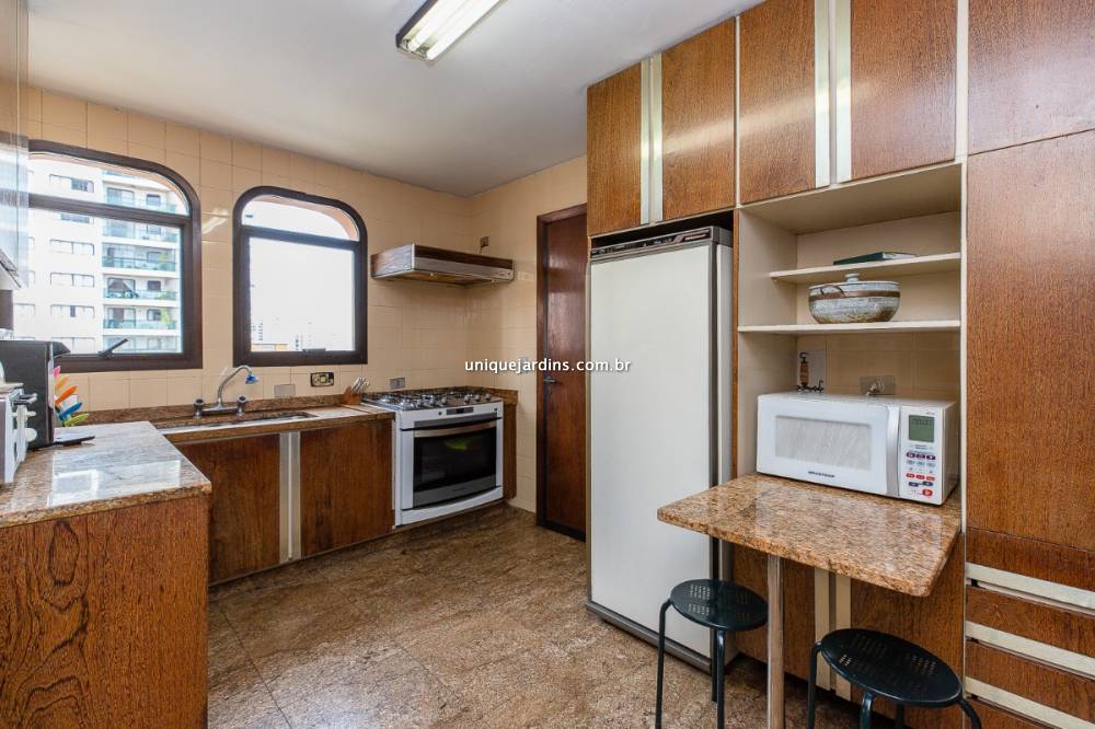 Apartamento à venda na Alameda dos AnapurusMoema - 999-apartamento-moema-sao-paulo-142729-0.jpg
