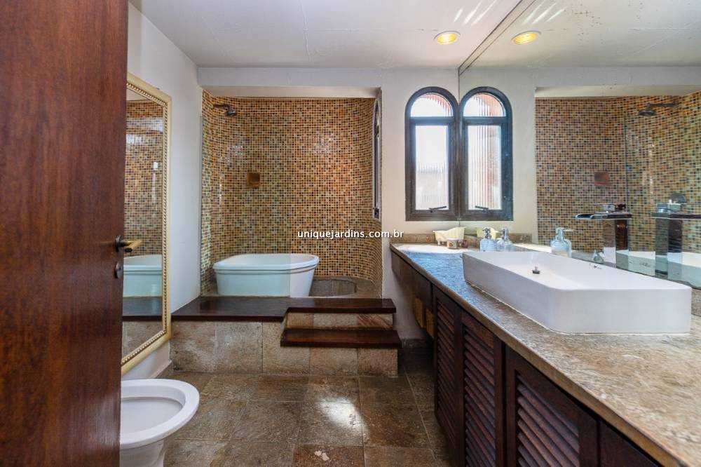 Apartamento à venda na Alameda dos AnapurusMoema - 999-apartamento-moema-sao-paulo-142731-11.jpg