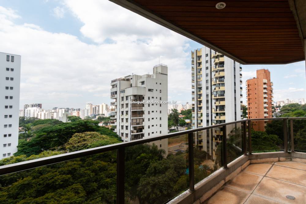 Cobertura Duplex à venda na Avenida ChibarásMoema - 999-cobertura-duplex-moema-sao-paulo-150559-1.jpg