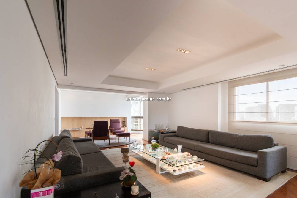 Cobertura Duplex à venda na Avenida ChibarásMoema - 999-cobertura-duplex-moema-sao-paulo-150602-17.jpg