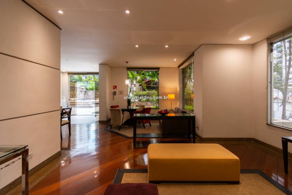Cobertura Duplex à venda na Avenida ChibarásMoema - 999-cobertura-duplex-moema-sao-paulo-150650-11.jpg