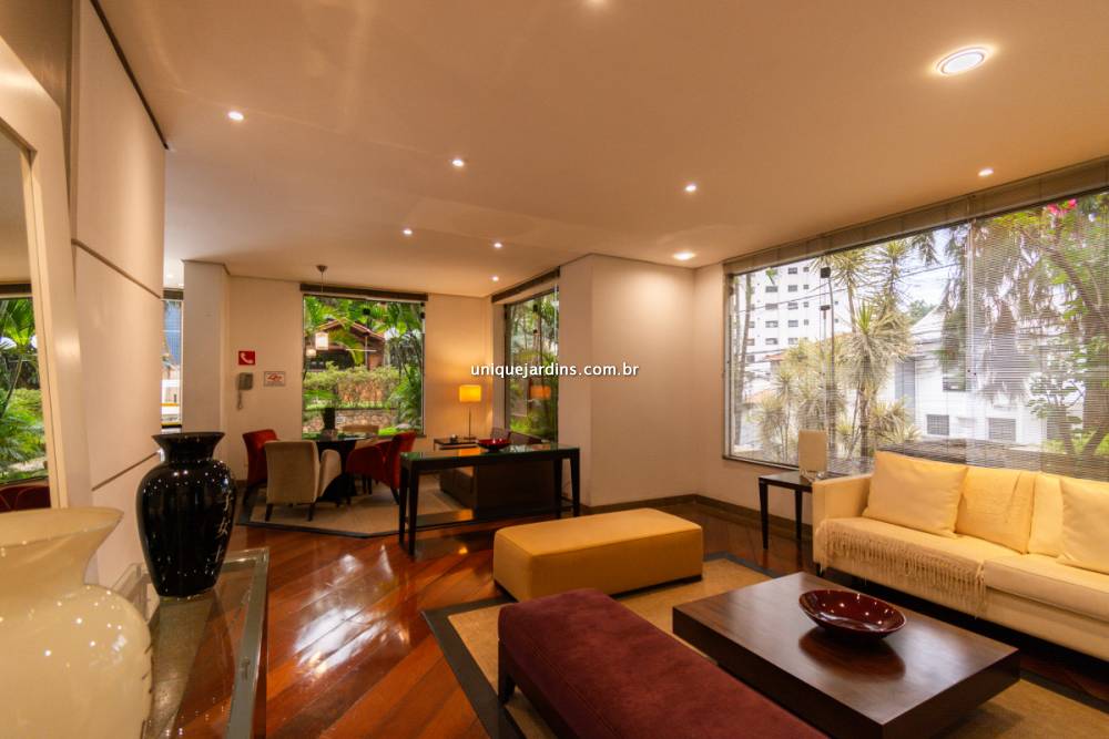Cobertura Duplex à venda na Avenida ChibarásMoema - 999-cobertura-duplex-moema-sao-paulo-150650-12.jpg