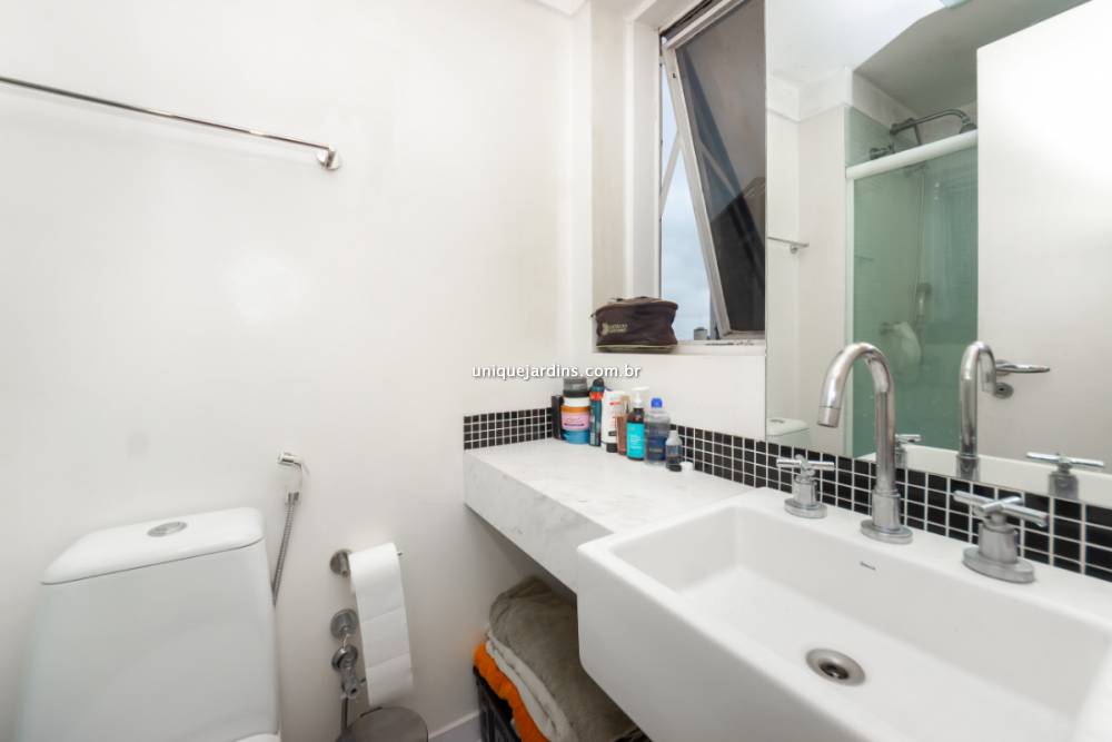 Apartamento à venda na Rua ItacemaItaim Bibi - 999-apartamento-itaim-bibi-sao-paulo-102353-7.jpg