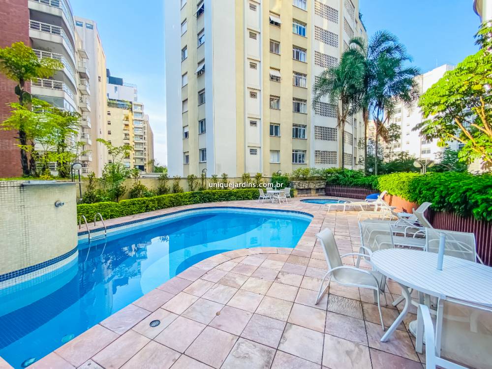 Apartamento à venda na Rua ItacemaItaim Bibi - 999-apartamento-itaim-bibi-sao-paulo-102412-0.jpg