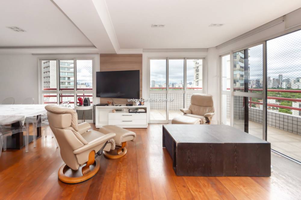 Apartamento à venda na Rua ItacemaItaim Bibi - apartamento-itaim-bibi-sao-paulo-102314-2.jpg