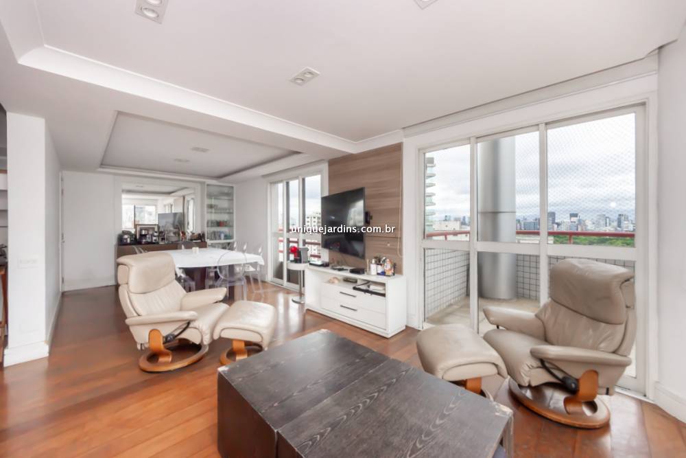 Apartamento à venda na Rua ItacemaItaim Bibi - apartamento-itaim-bibi-sao-paulo-102314-4.jpg