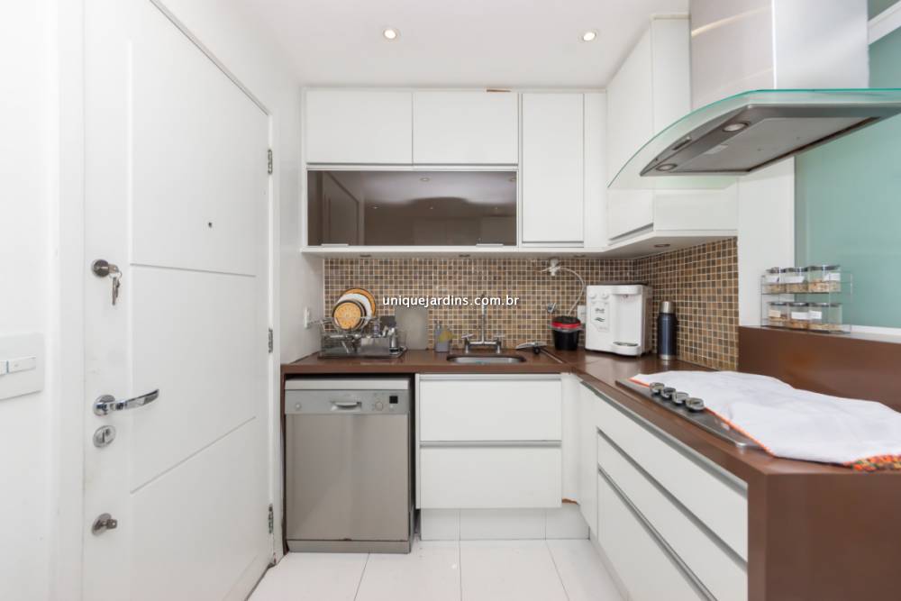 Apartamento à venda na Rua ItacemaItaim Bibi - apartamento-itaim-bibi-sao-paulo-102315-9.jpg