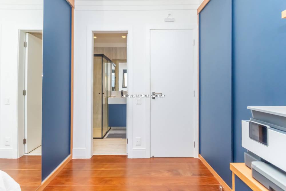 Apartamento à venda na Rua ItacemaItaim Bibi - 999-apartamento-itaim-bibi-sao-paulo-103526-17.jpg