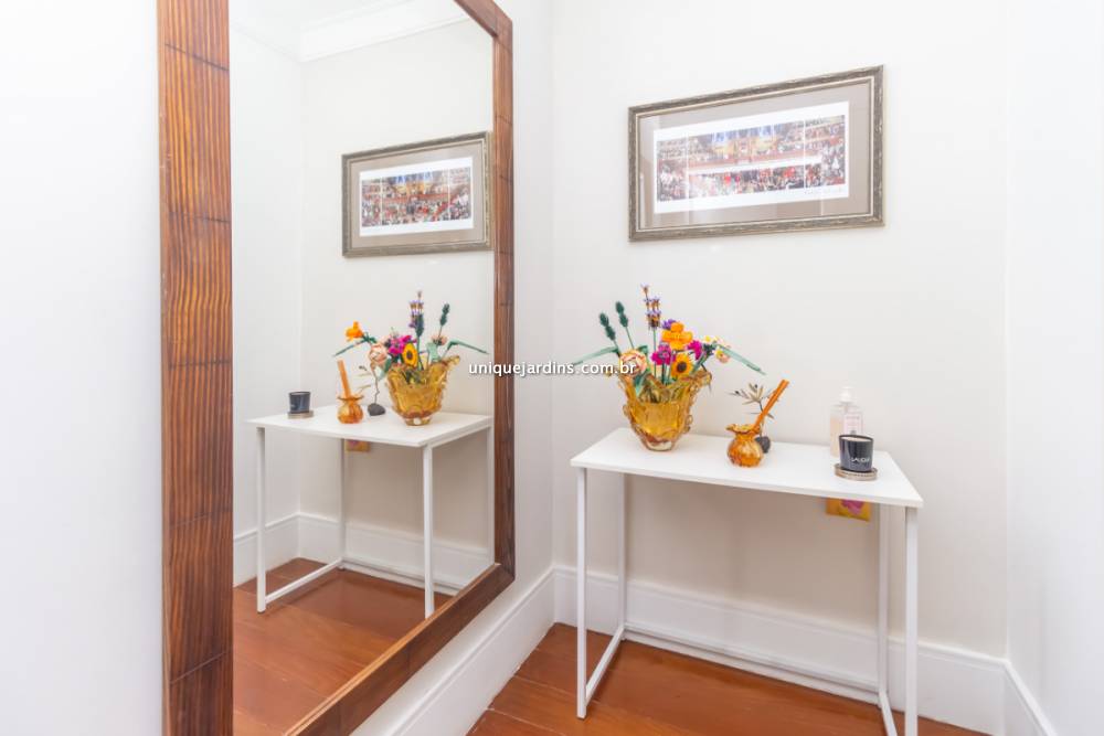 Apartamento à venda na Rua ItacemaItaim Bibi - 999-apartamento-itaim-bibi-sao-paulo-103609-2.jpg