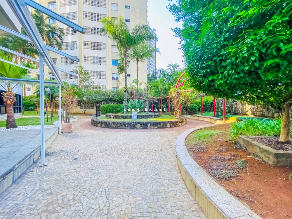Apartamento à venda na Rua ItacemaItaim Bibi - 999-apartamento-itaim-bibi-sao-paulo-103610-10.jpg