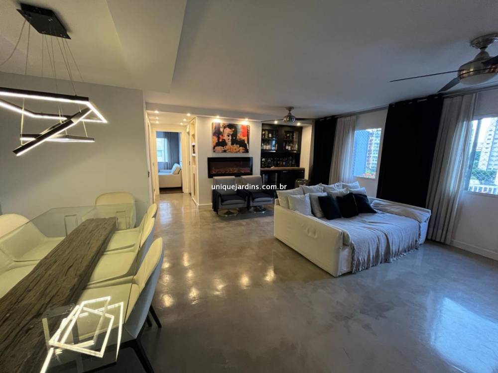 Apartamento à venda na Rua AlvoradaVila Olímpia - apartamento-vila-olimpia-sao-paulo-105744-1.jpg