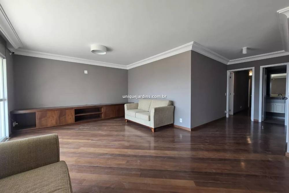 Apartamento à venda na Rua Professor Filadelfo AzevedoVila Nova Conceição - 999-apartamento-vila-nova-conceicao-sao-paulo-104322-1.jpg