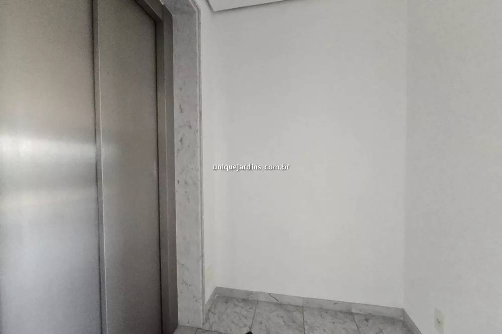 Apartamento à venda na Rua Professor Filadelfo AzevedoVila Nova Conceição - 999-apartamento-vila-nova-conceicao-sao-paulo-104322-9.jpg