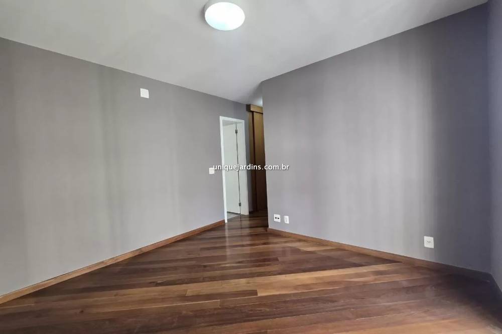 Apartamento à venda na Rua Professor Filadelfo AzevedoVila Nova Conceição - 999-apartamento-vila-nova-conceicao-sao-paulo-104323-11.jpg