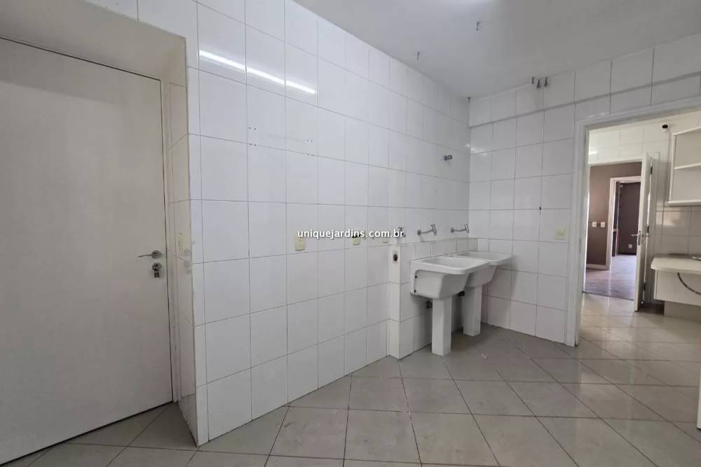 Apartamento à venda na Rua Professor Filadelfo AzevedoVila Nova Conceição - 999-apartamento-vila-nova-conceicao-sao-paulo-104323-16.jpg