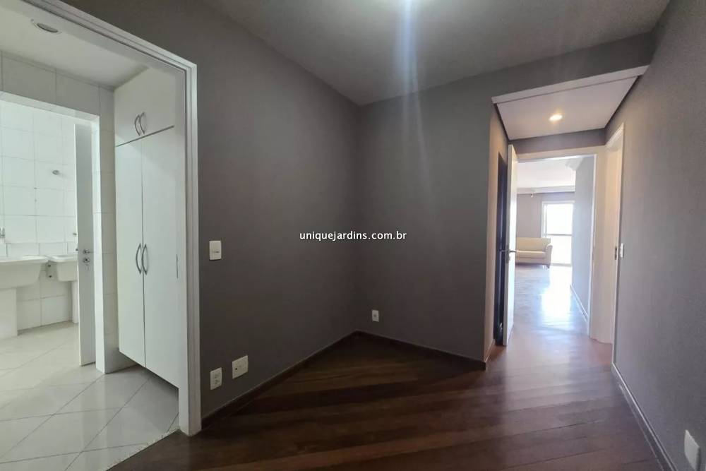 Apartamento à venda na Rua Professor Filadelfo AzevedoVila Nova Conceição - 999-apartamento-vila-nova-conceicao-sao-paulo-104704-11.jpg