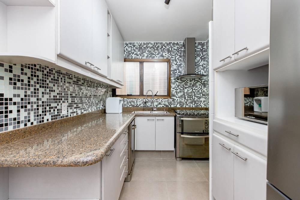 Apartamento à venda na Rua Manuel GuedesItaim Bibi - 999-apartamento-itaim-bibi-sao-paulo-161234-8.jpg