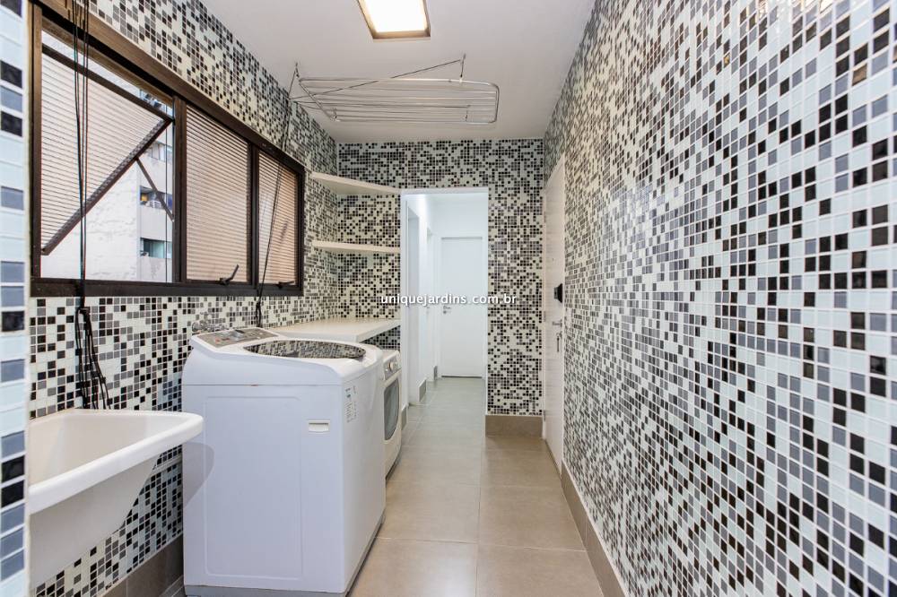 Apartamento à venda na Rua Manuel GuedesItaim Bibi - 999-apartamento-itaim-bibi-sao-paulo-161235-11.jpg