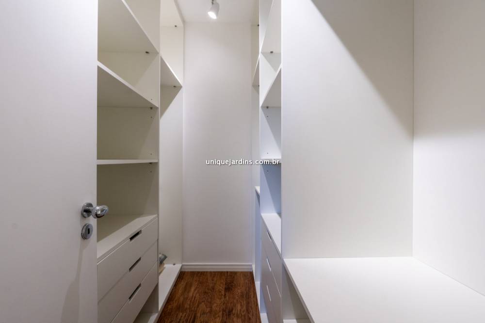 Apartamento à venda na Rua Baltazar da VeigaVila Nova Conceição - 999-apartamento-vila-nova-conceicao-sao-paulo-201504-1.jpg