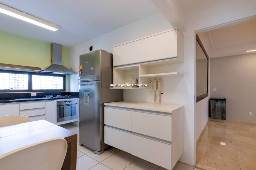 Apartamento à venda na Rua Baltazar da VeigaVila Nova Conceição - 999-apartamento-vila-nova-conceicao-sao-paulo-201506-16.jpg