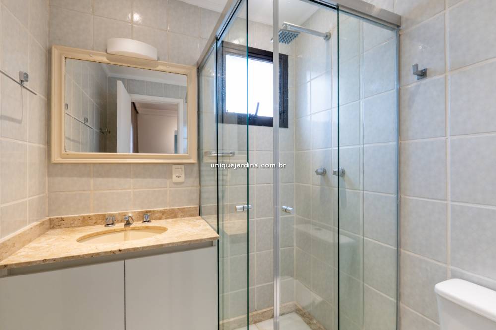 Apartamento à venda na Rua Baltazar da VeigaVila Nova Conceição - 999-apartamento-vila-nova-conceicao-sao-paulo-201506-17.jpg