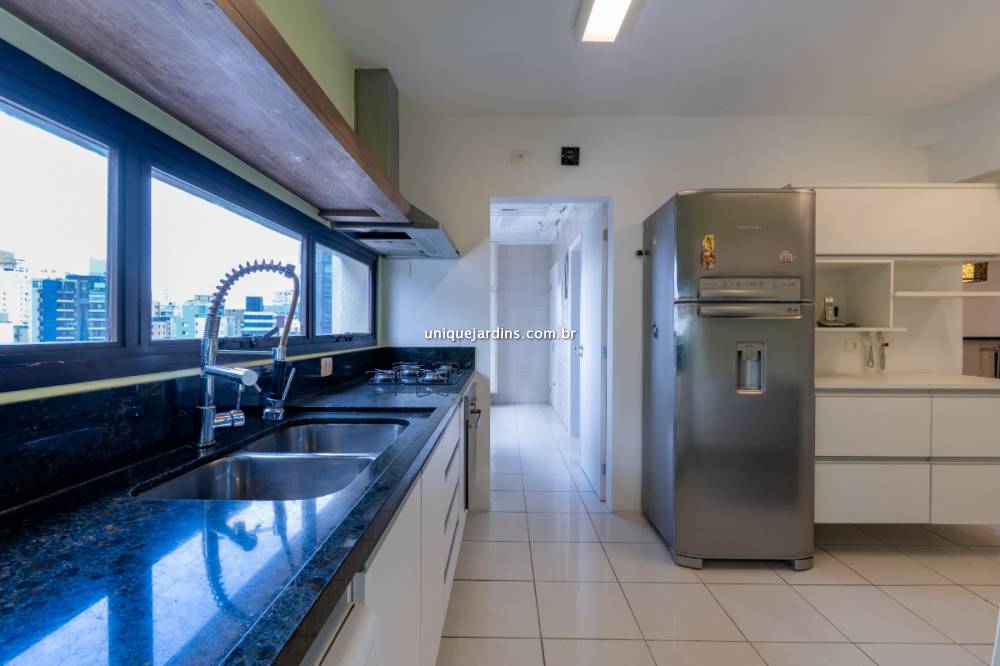 Apartamento à venda na Rua Baltazar da VeigaVila Nova Conceição - 999-apartamento-vila-nova-conceicao-sao-paulo-201525-1.jpg