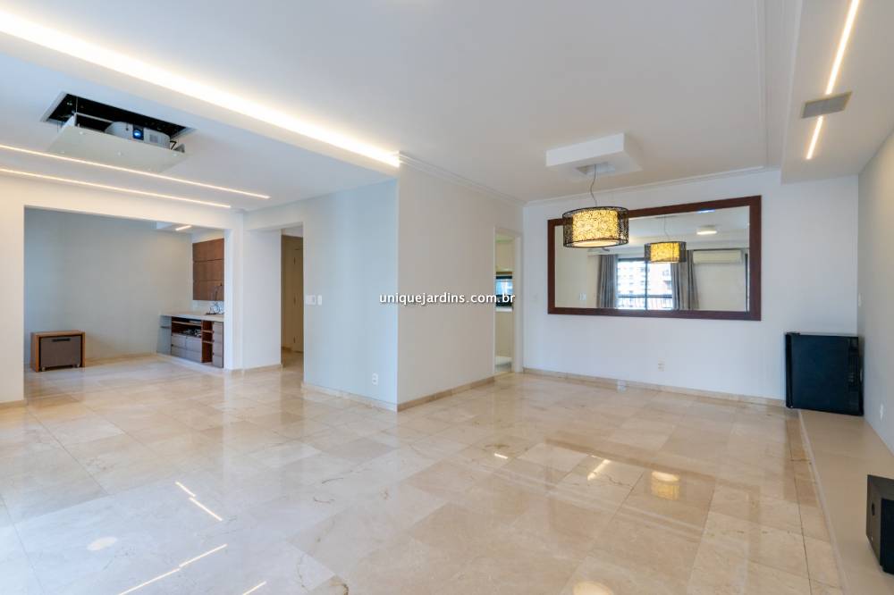 Apartamento à venda na Rua Baltazar da VeigaVila Nova Conceição - apartamento-vila-nova-conceicao-sao-paulo-201353-3.jpg