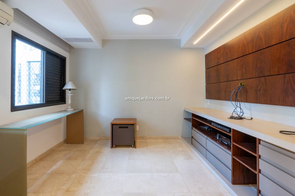 Apartamento à venda na Rua Baltazar da VeigaVila Nova Conceição - apartamento-vila-nova-conceicao-sao-paulo-201354-10.jpg