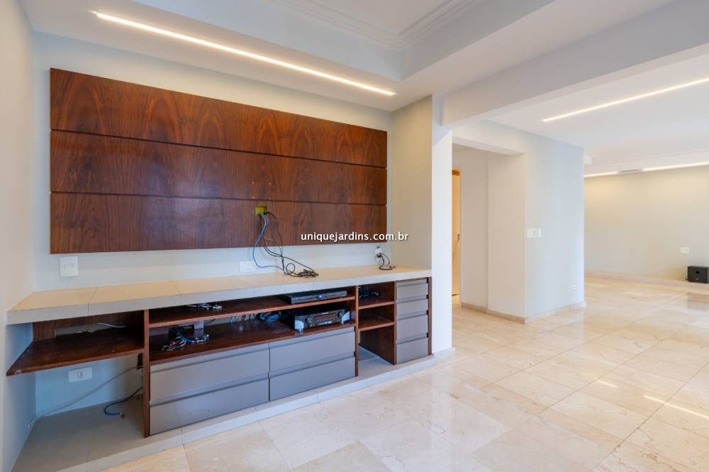 Apartamento à venda na Rua Baltazar da VeigaVila Nova Conceição - apartamento-vila-nova-conceicao-sao-paulo-201354-14.jpg