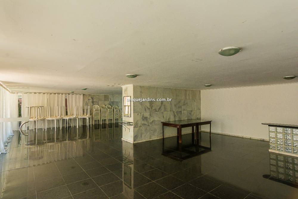Apartamento à venda na Rua da ConsolaçãoJardim América - 999-apartamento-jardim-america-sao-paulo-131554-1.jpg
