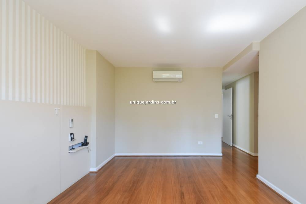Apartamento à venda na Rua AlagoasHigienópolis - 999-apartamento-higienopolis-sao-paulo-090833-0.jpg
