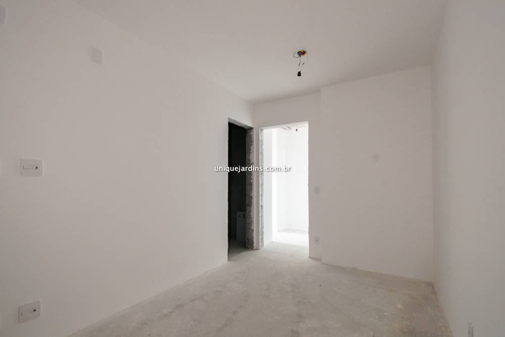 Apartamento à venda na Avenida AgamiMoema - 999-apartamento-moema-sao-paulo-094140-8.jpg