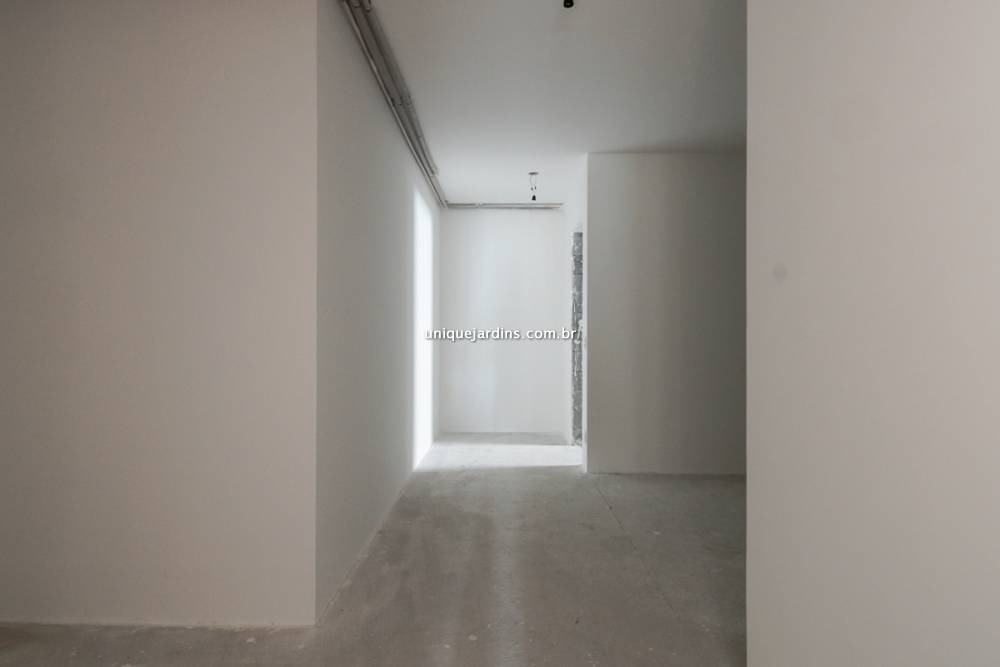 Apartamento à venda na Avenida AgamiMoema - 999-apartamento-moema-sao-paulo-094140-9.jpg