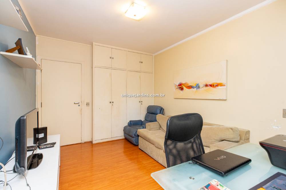 Apartamento à venda na Avenida RouxinolMoema - 999-apartamento-moema-sao-paulo-125611-10.jpg