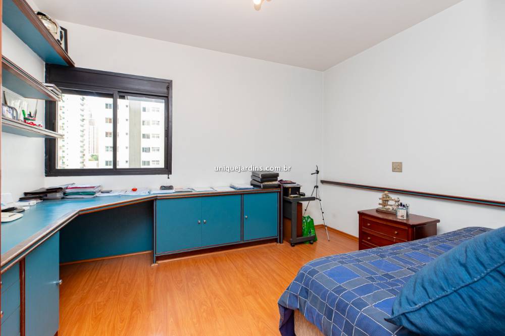Apartamento à venda na Avenida RouxinolMoema - 999-apartamento-moema-sao-paulo-125611-16.jpg