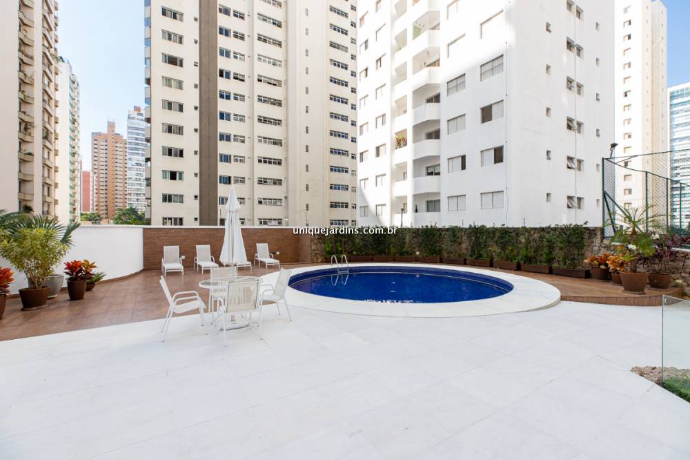 Apartamento à venda na Avenida RouxinolMoema - 999-apartamento-moema-sao-paulo-125629-7.jpg