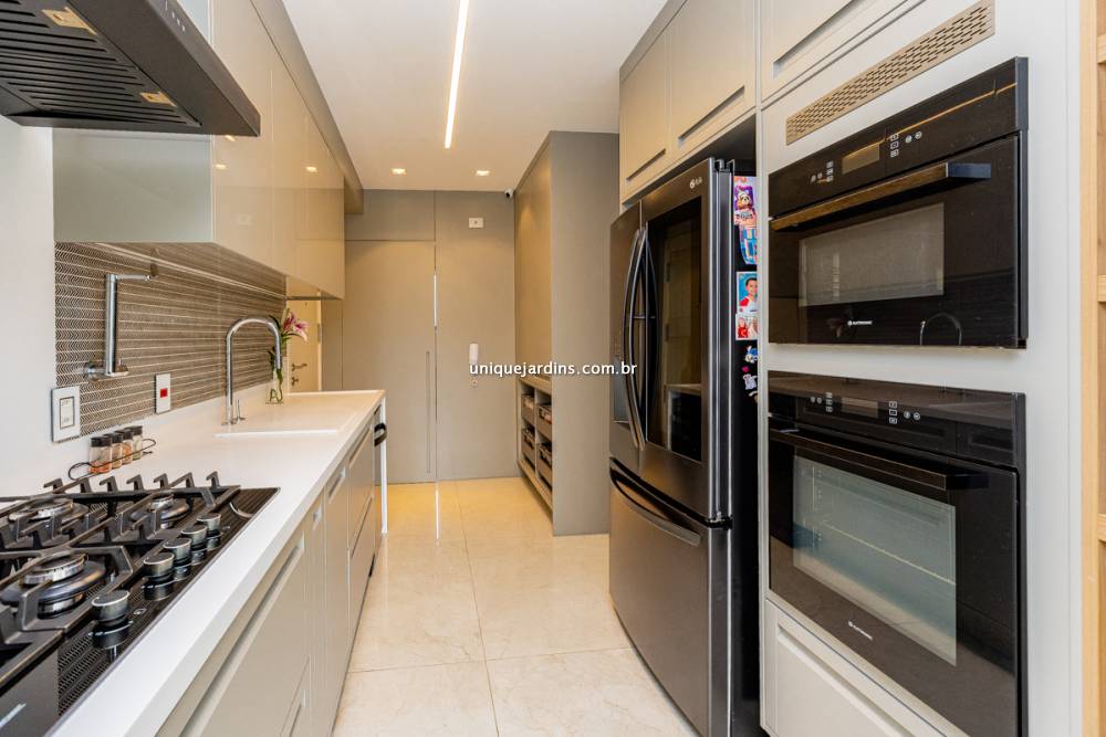 Apartamento à venda na Rua AlvoradaVila Olímpia - 999-apartamento-vila-olimpia-sao-paulo-130902-0.jpg
