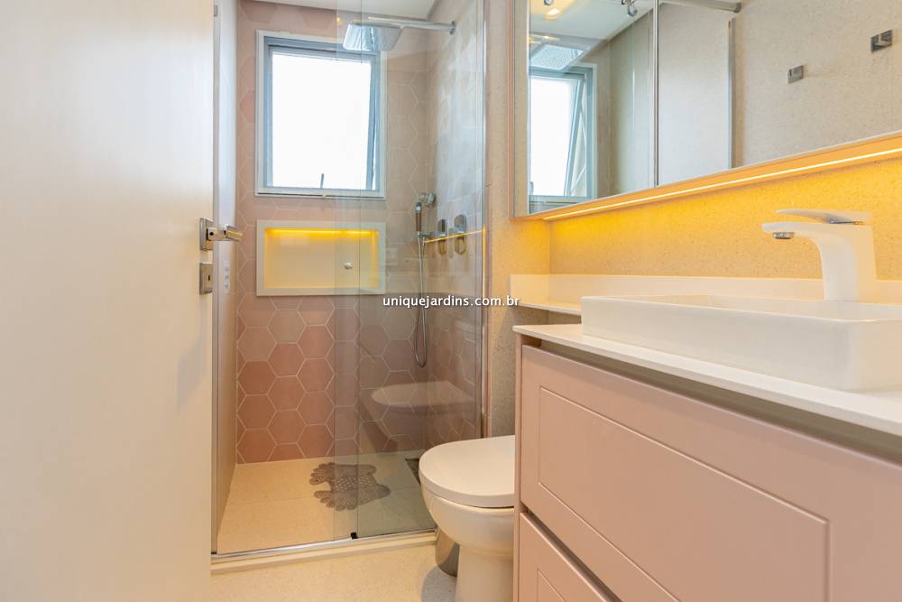 Apartamento à venda na Rua AlvoradaVila Olímpia - 999-apartamento-vila-olimpia-sao-paulo-130921-1.jpg